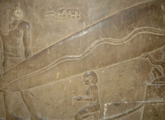 The enigmatic Dendera Light